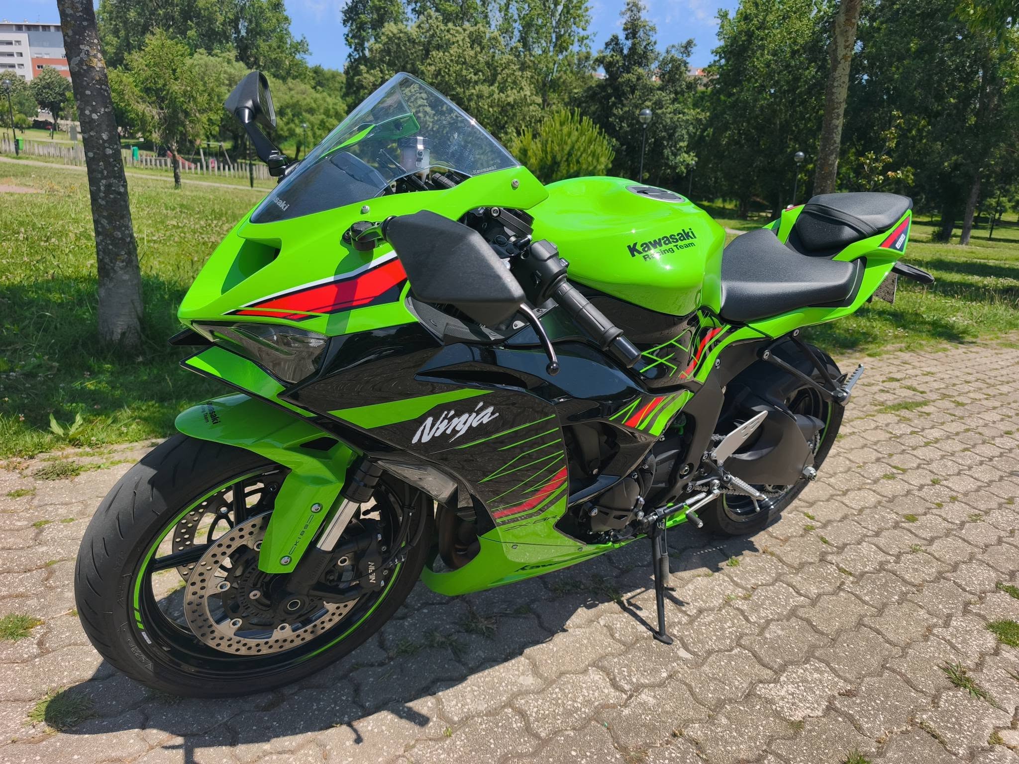 Kawasaki Zx6 R