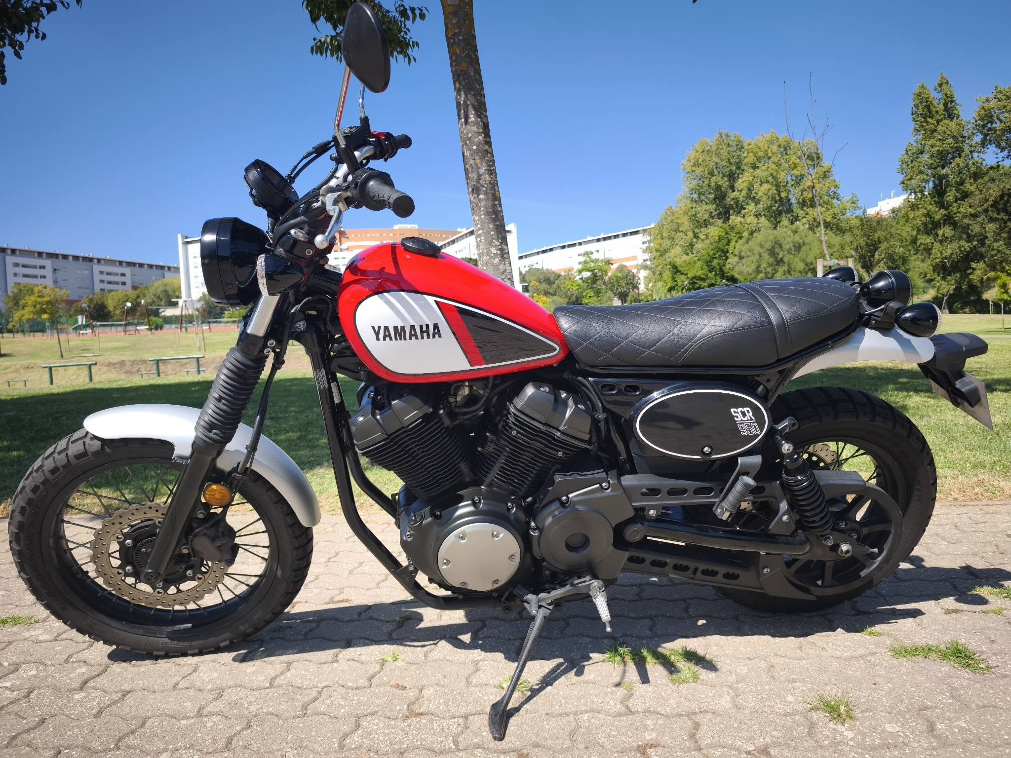 Yamaha Scr 950